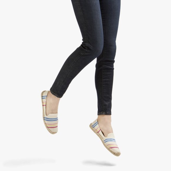 ✨HOST PICK✨ Soludos Classic Candy Stripe Espadrilles - Picture 8 of 8